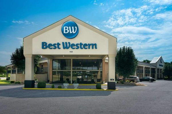Best Western Windsor Suites — Property