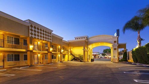 Best Western Woodland Hills Inn Los Angeles California — Property