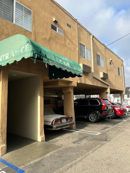 Bevonshire Lodge Motel Los Angeles California — Property
