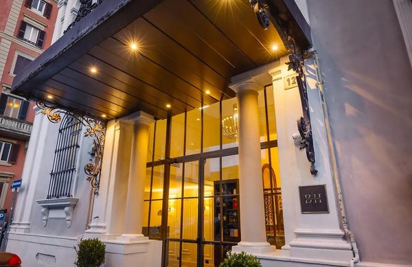 BH Hotel Roma — Property
