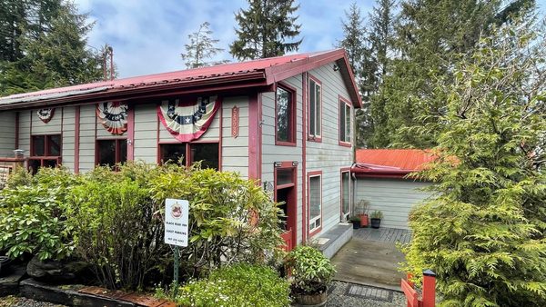 Black Bear Inn — Property