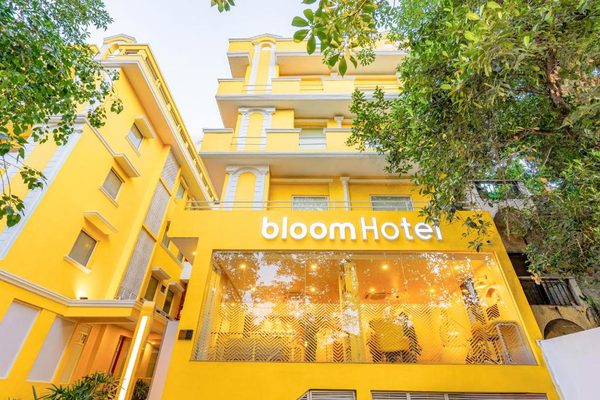 Bloom Hotel Cr Park — Property
