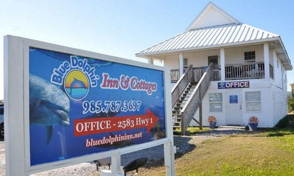 Blue Dolphin Inn and Cottages Grand Isle Louisiana — Property
