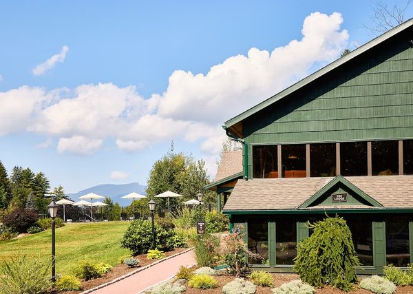 Bluebird Cady Hill Lodge — Property