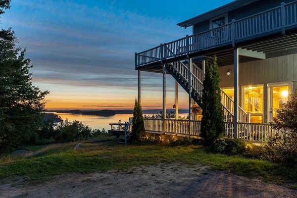 Bluff House Inn Gouldsboro Maine — Property