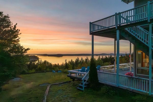 Bluff House Inn Gouldsboro Maine — Property