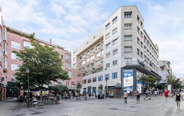 Bob W Madrid Chueca — Property