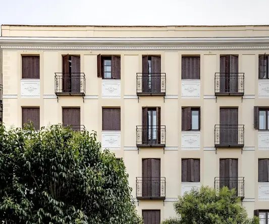 Bob W Madrid Chueca — Property