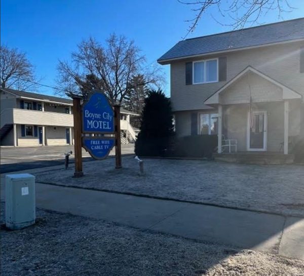 Boyne City Motel Boyne City Charlevoix County Michigan — Property