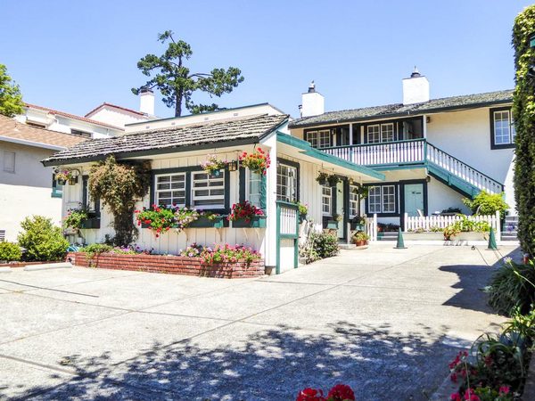 Briarwood Inn — Property