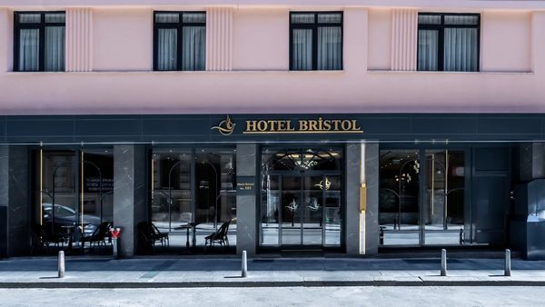 Bristol Hotel Istanbul — Property