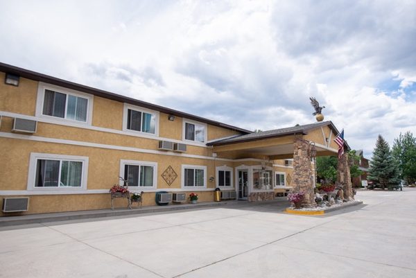 Browns Canyon Inn — Property