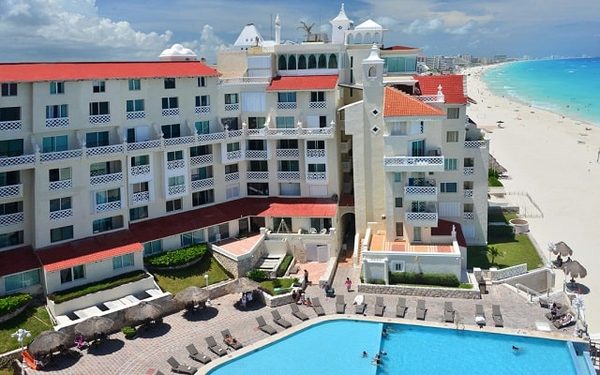 Bsea Cancun Plaza — Property