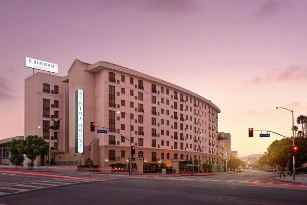 Burton House Beverly Hills A Tribute Portfolio Hotel — Property