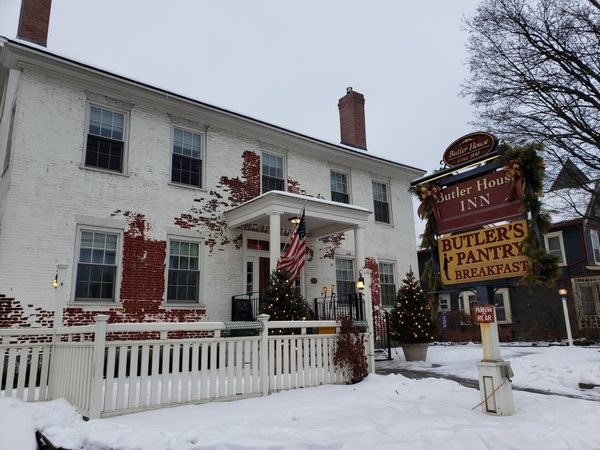 Butler House Stowe — Property