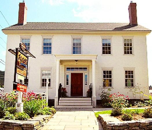 Butler House Stowe — Property