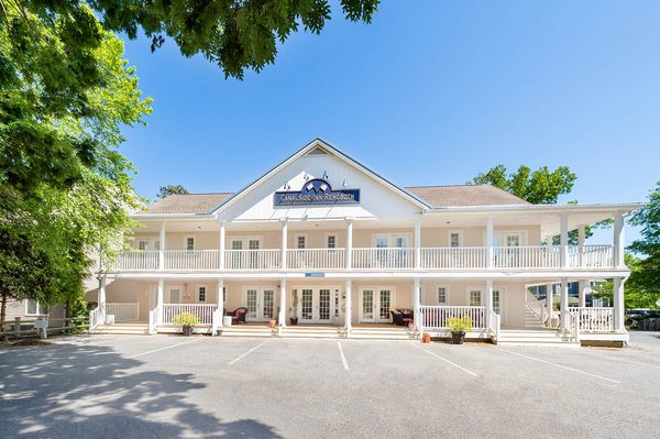 Canalside Inn — Property