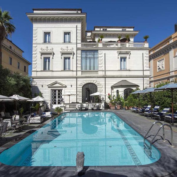 Cardilli Luxury Rooms — Property