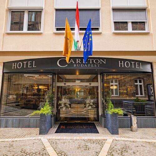 Carlton Hotel Buda Castle — Property
