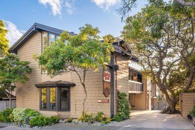 Carriage House Inn — Property