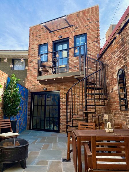 Carriage House on Capitol Hill — Property