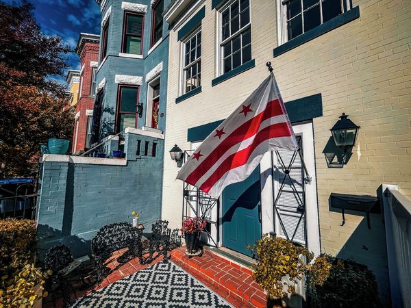 Carriage House on Capitol Hill — Property