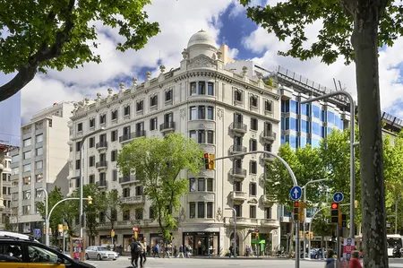 Casagrand Luxury Apartments Barcelona Barcelona Catalonia — Property