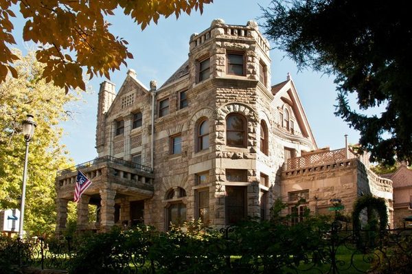 Castle Marne Bed Breakfast Inn — Property