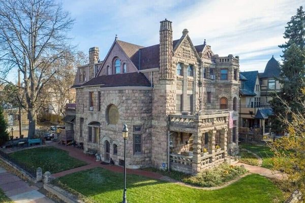 Castle Marne Bed Breakfast Inn — Property