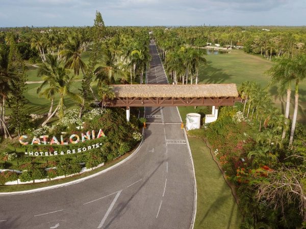 Catalonia Bavaro Beach Golf And Casino Resort — Property