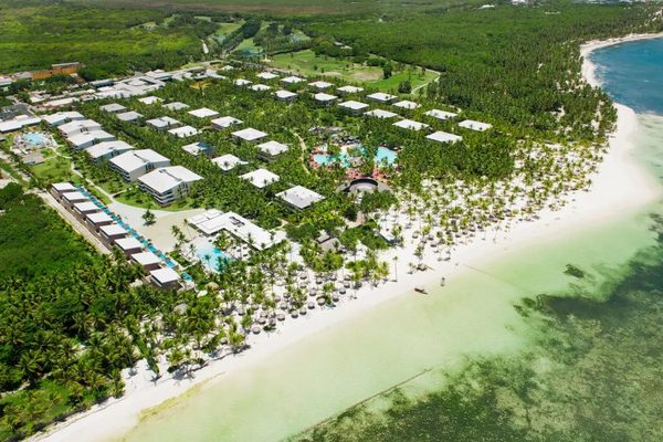 Catalonia Bavaro Beach Golf And Casino Resort — Property