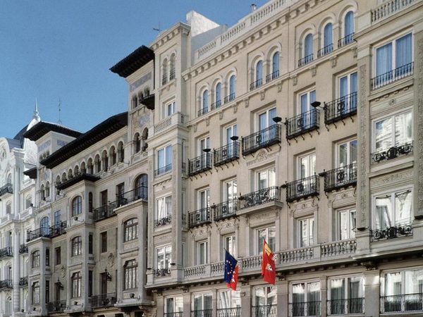 Catalonia Gran Via Madrid — Property