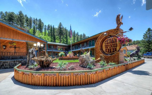 Cedar Wood Inn — Property
