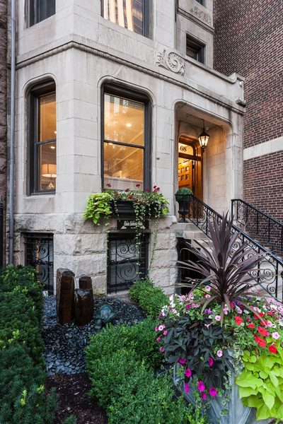 Celeste Celebrity Suites Chicago Illinois — Property