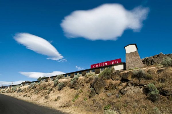 Celilo Inn — Property