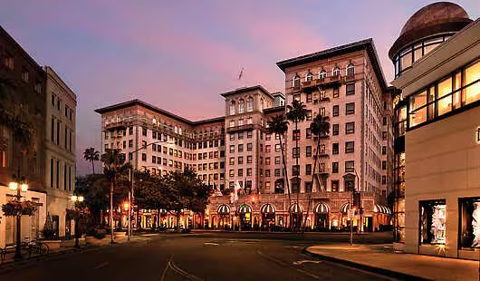 Century Wilshire Los Angeles California — Property