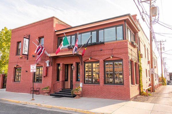 Chamberlin Inn — Property