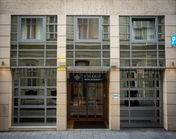 Charm Hotel Budapest — Property
