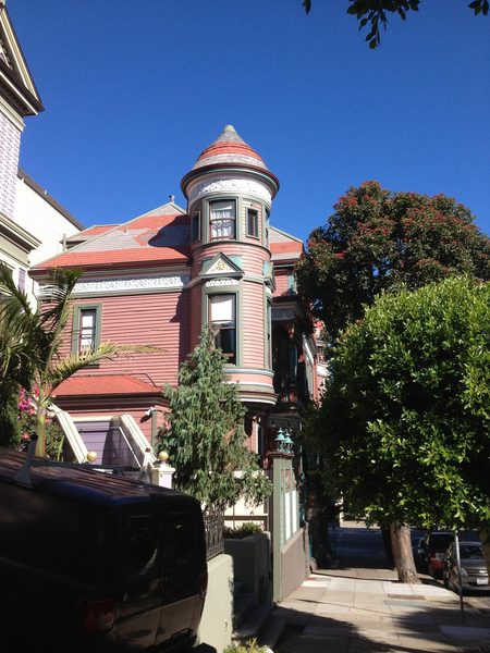 Chateau Tivoli Bed Breakfast — Property