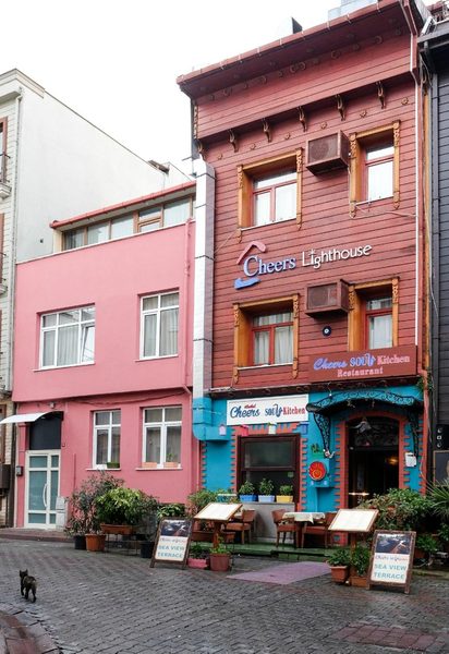 Cheers Porthouse Istanbul — Property