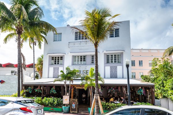 Chelsea Hotel Miami Beach Florida — Property
