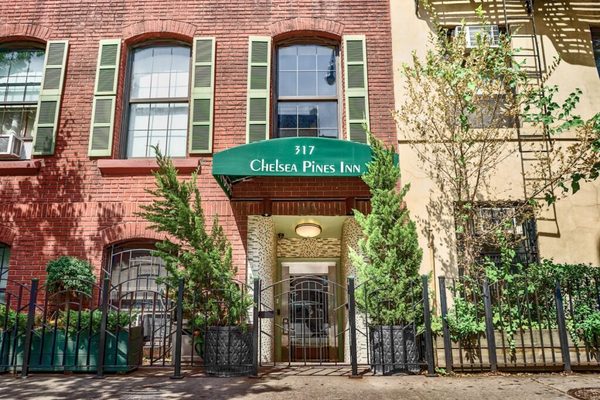 Chelsea Pines Inn New York City New York — Property