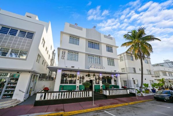 Chesterfield Hotel Suites Miami Beach Florida — Property
