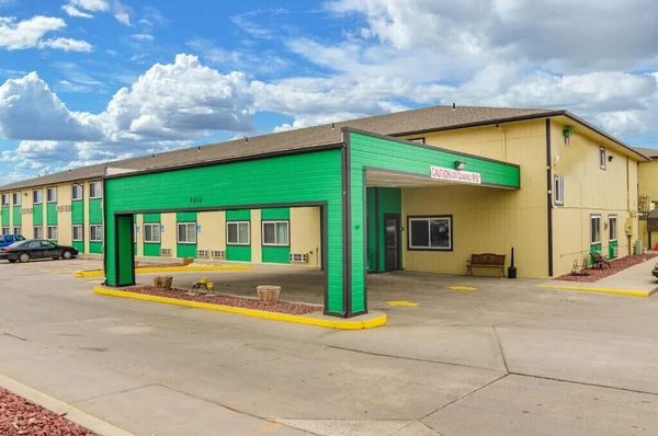 Cheyenne Guest Inn — Property