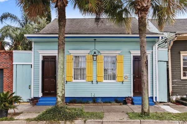 Chez Palmiers Bed and Breakfast — Property