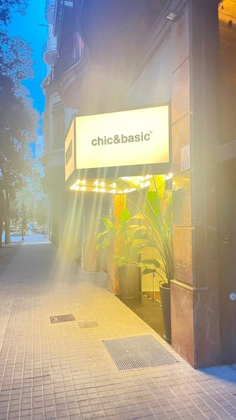 Chic basic Reding Barcelona Catalonia — Property