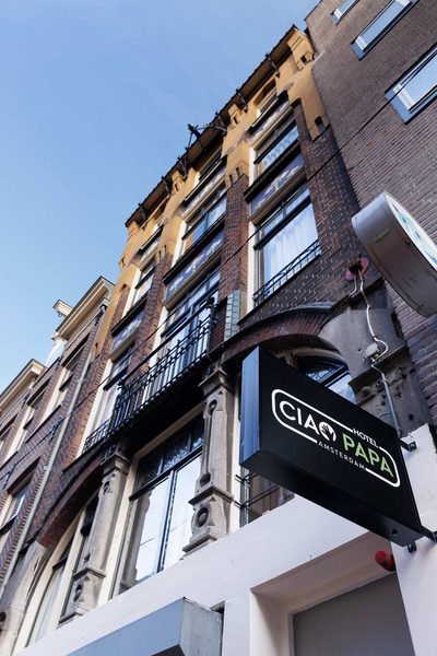 Ciao Papa Hotel Amsterdam Central Station — Property