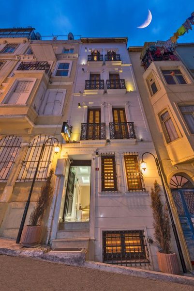 Cirrus Suites Tomtom Istanbul — Property