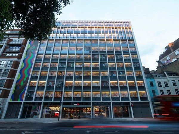 CitizenM London Victoria Station — Property