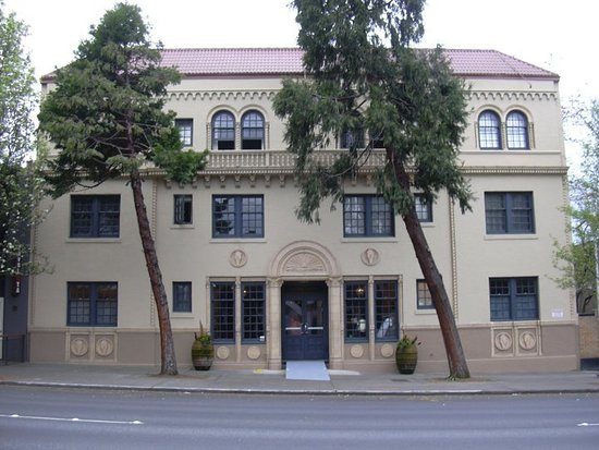 City Hostel Seattle — Property